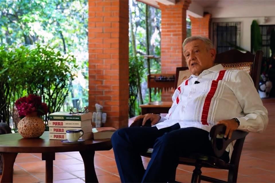 “Pueblo” de AMLO llega a Coyoacán: arranca ruta de lectura de Morena