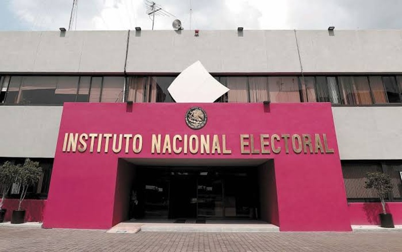 INE definirá presidencia provisional tras renuncia de Taddei